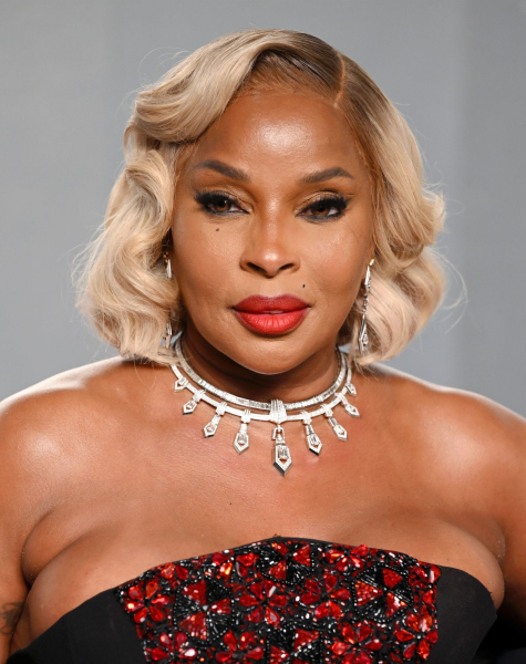 Winter hair color trends 2026 Buttered Almond